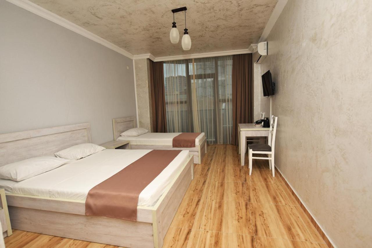 Kazbegi Hotel Batumi Exterior foto
